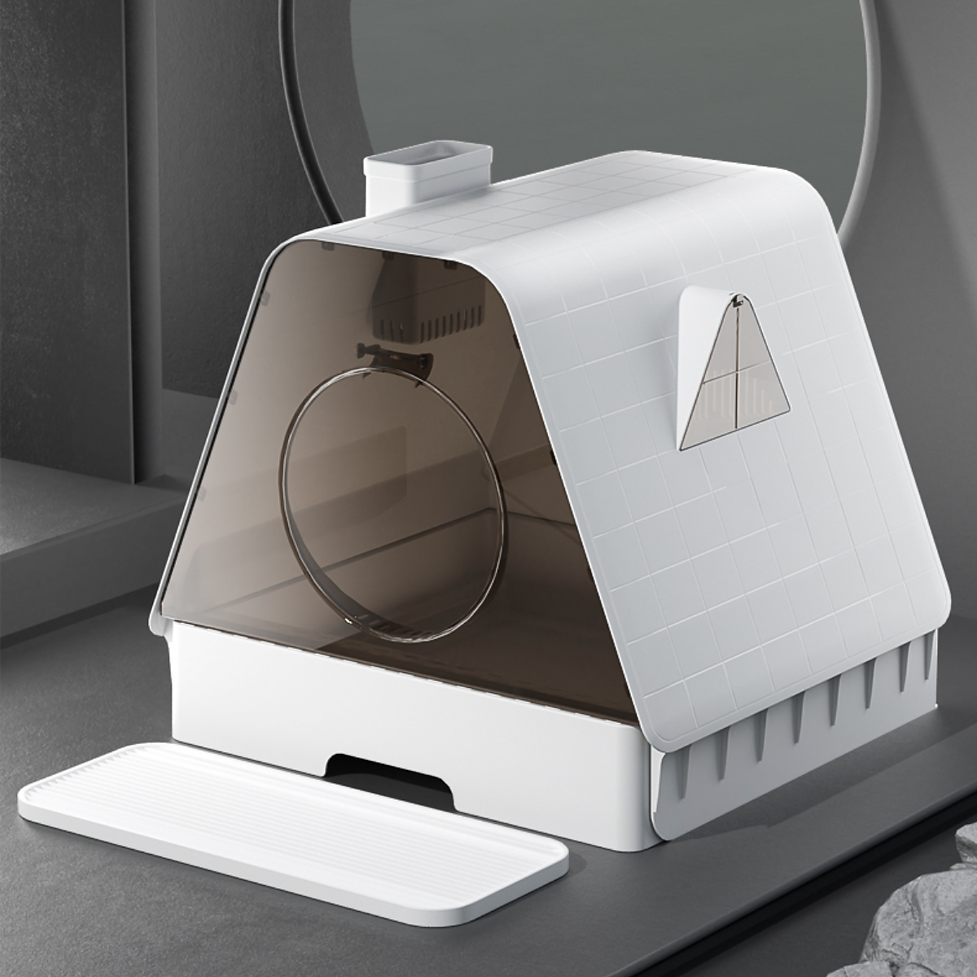 House cat litter box